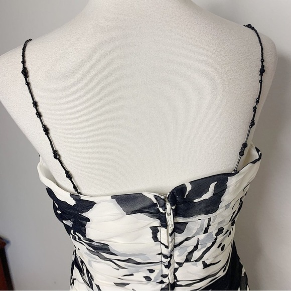 Neiman Marcus Y2K Vibes Square Neck Beaded Shoulder Strap Structured Top Size 8 - Picture 5 of 8